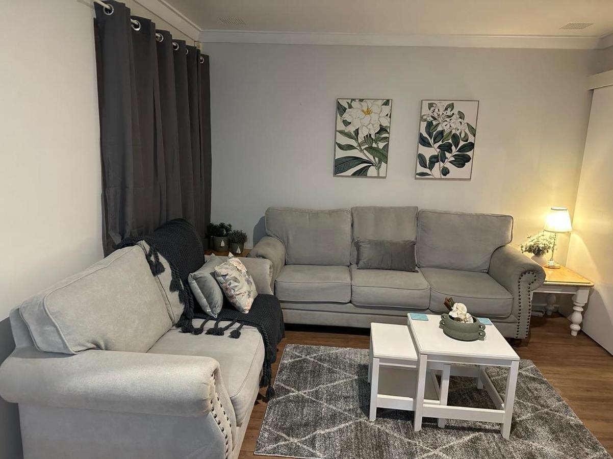 Cozy Inn Perth Eksteriør bilde